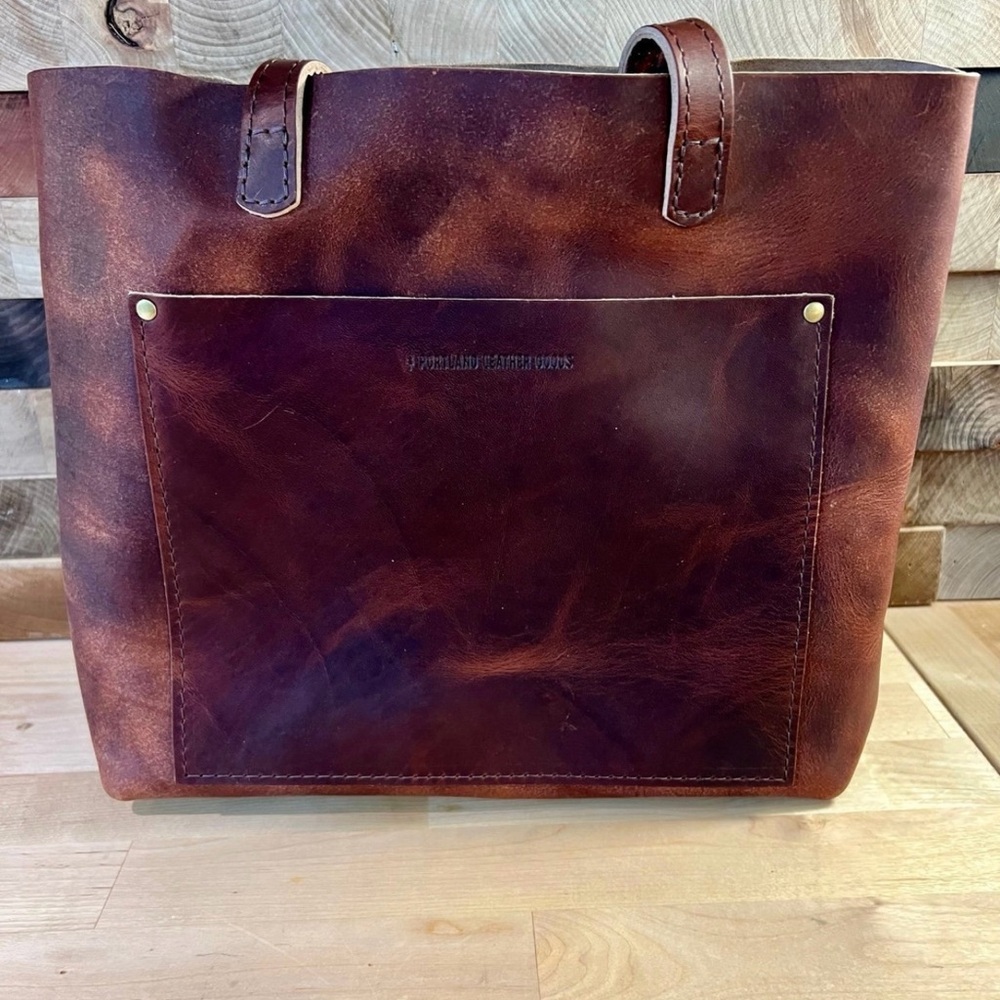 Portland Leather Goods Medium Classic Crossbody Tote NWOT